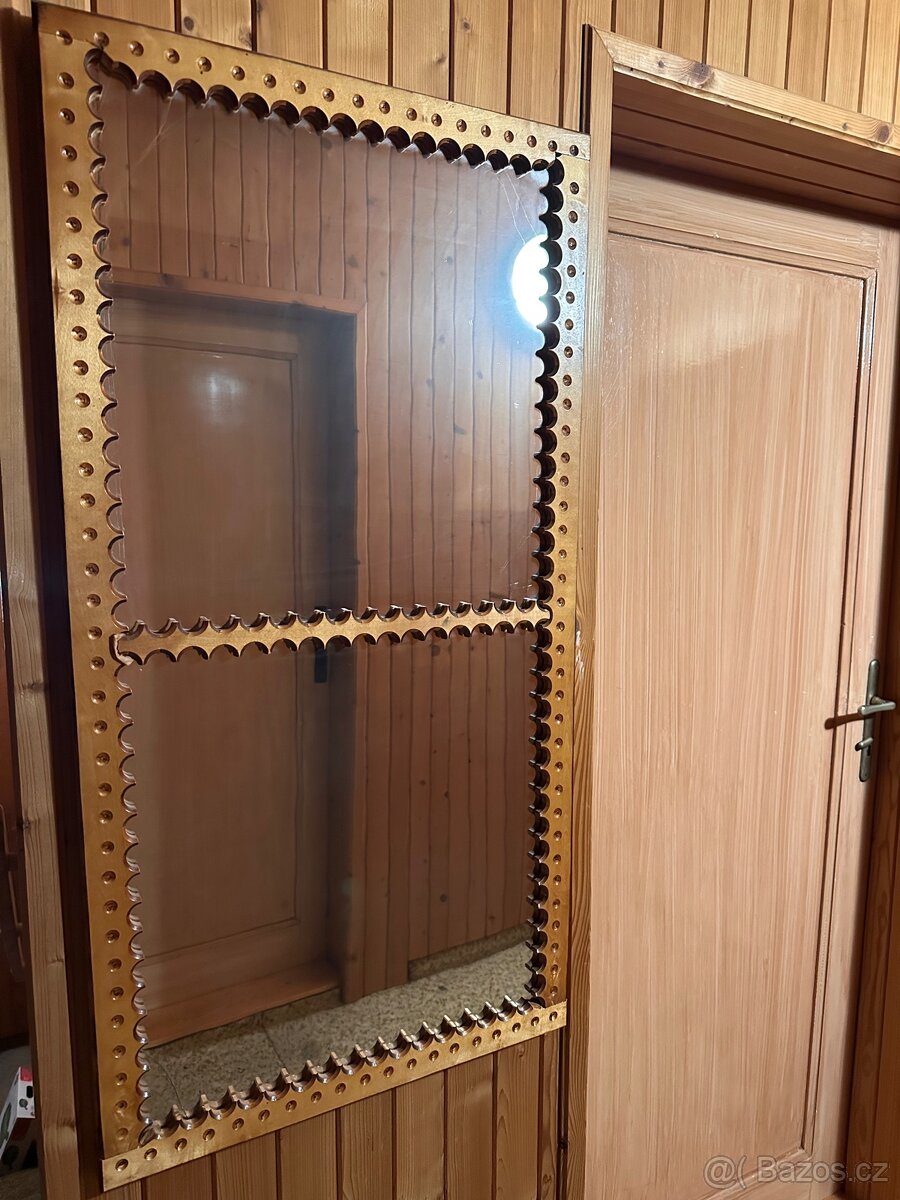 Retro zrcadlo