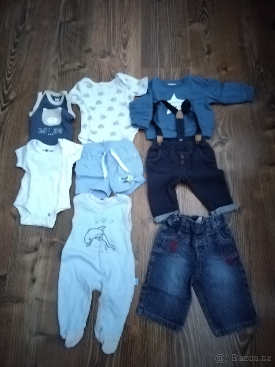 Mix dětského oblečení