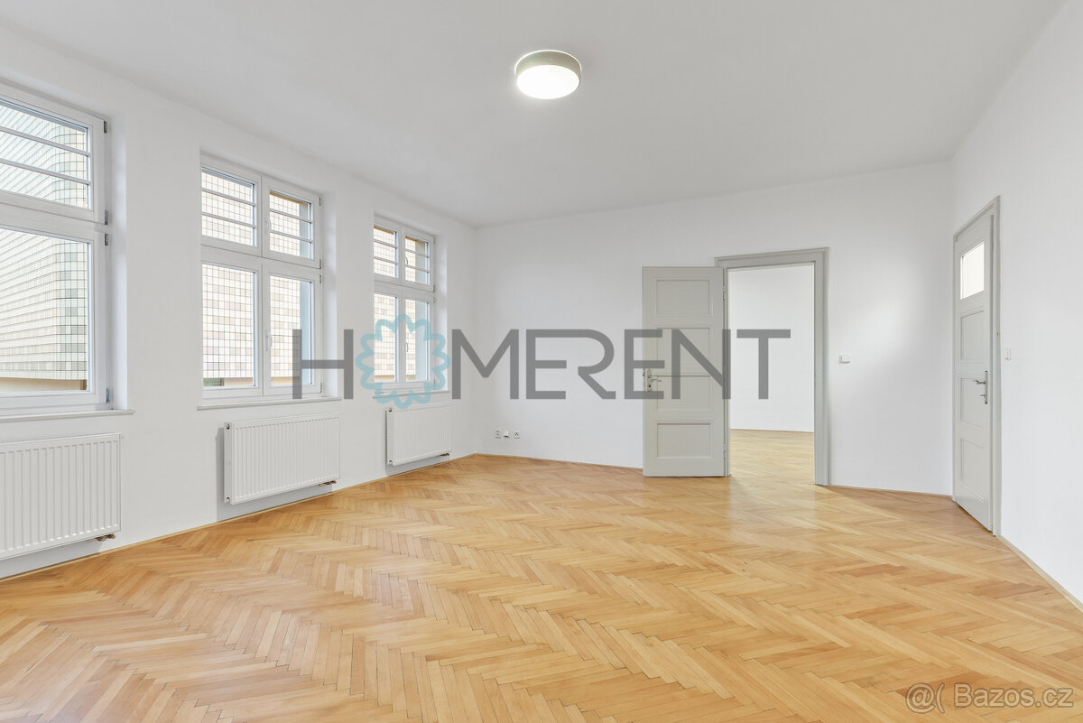 Světlý a prostorný byt 3+1 k pronájmu , 107 m² – Dům U Orla,