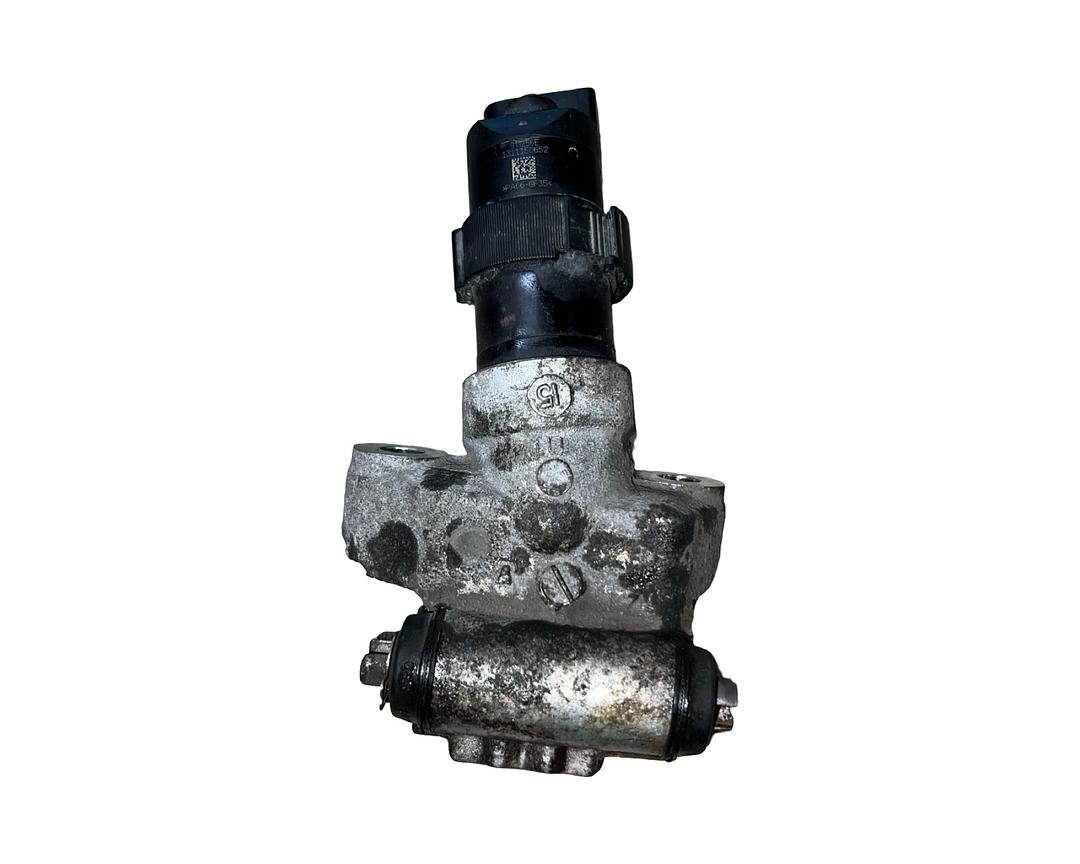 Pravý motorek ruční brzdy 7P0609724B W Touareg 7P FL 2016