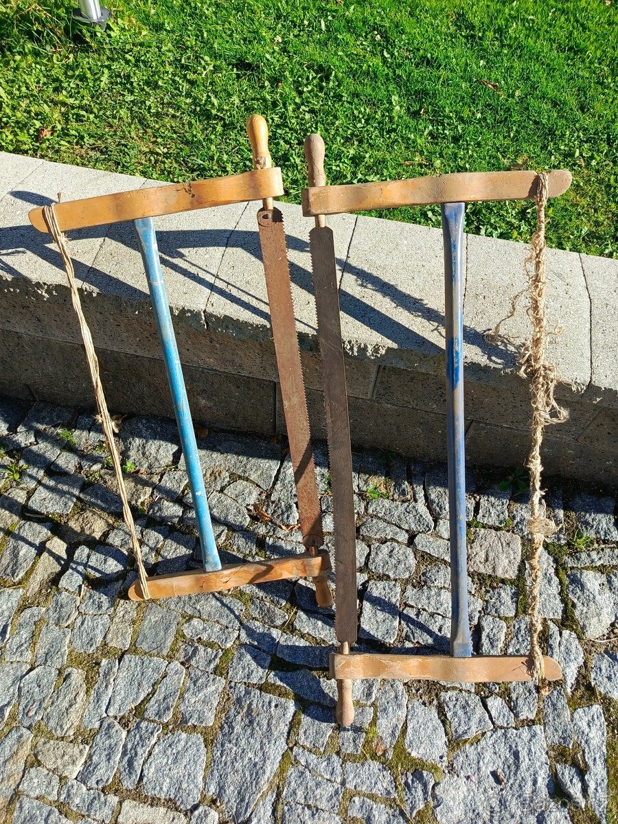 Truhlářská rámova pila