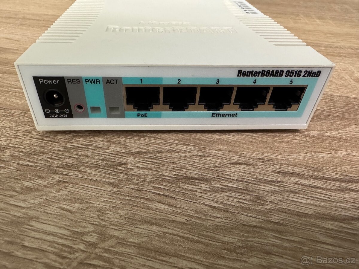 Router RB951G-2HnD