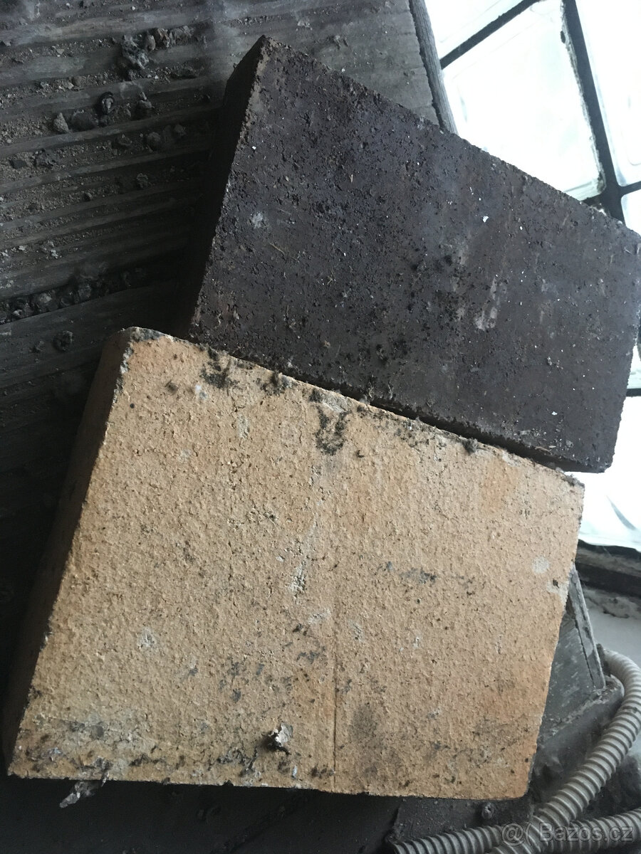 Šamotové cihly různé