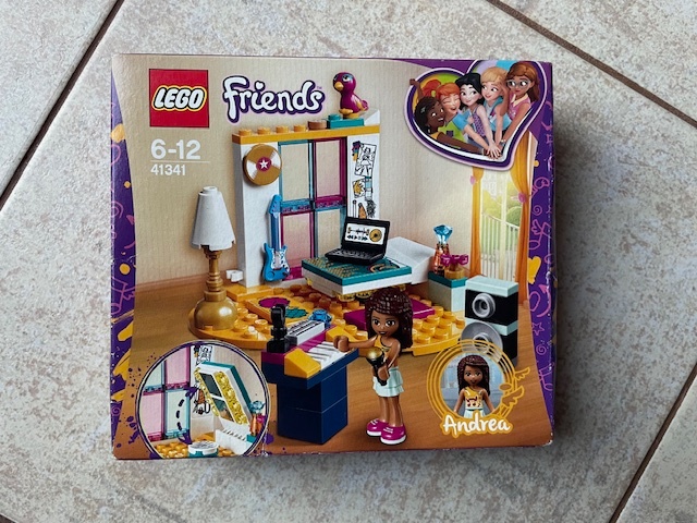 Lego Friends 41341-Andrein pokojíček