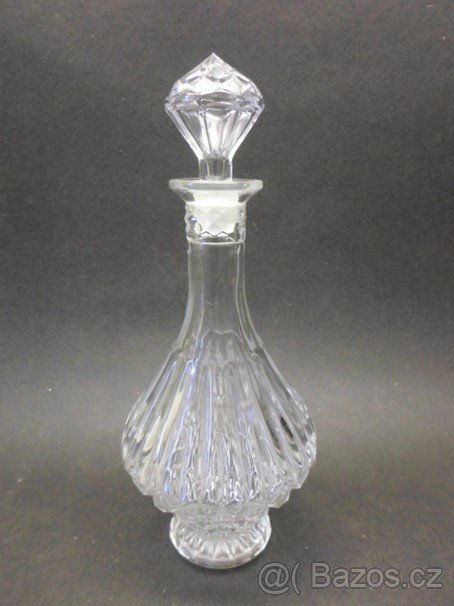 STARÁ NÁDHERNÁ KARAFA ČIRÉ LISOVANÉ SKLO LIBOCHOVICE TOP STA