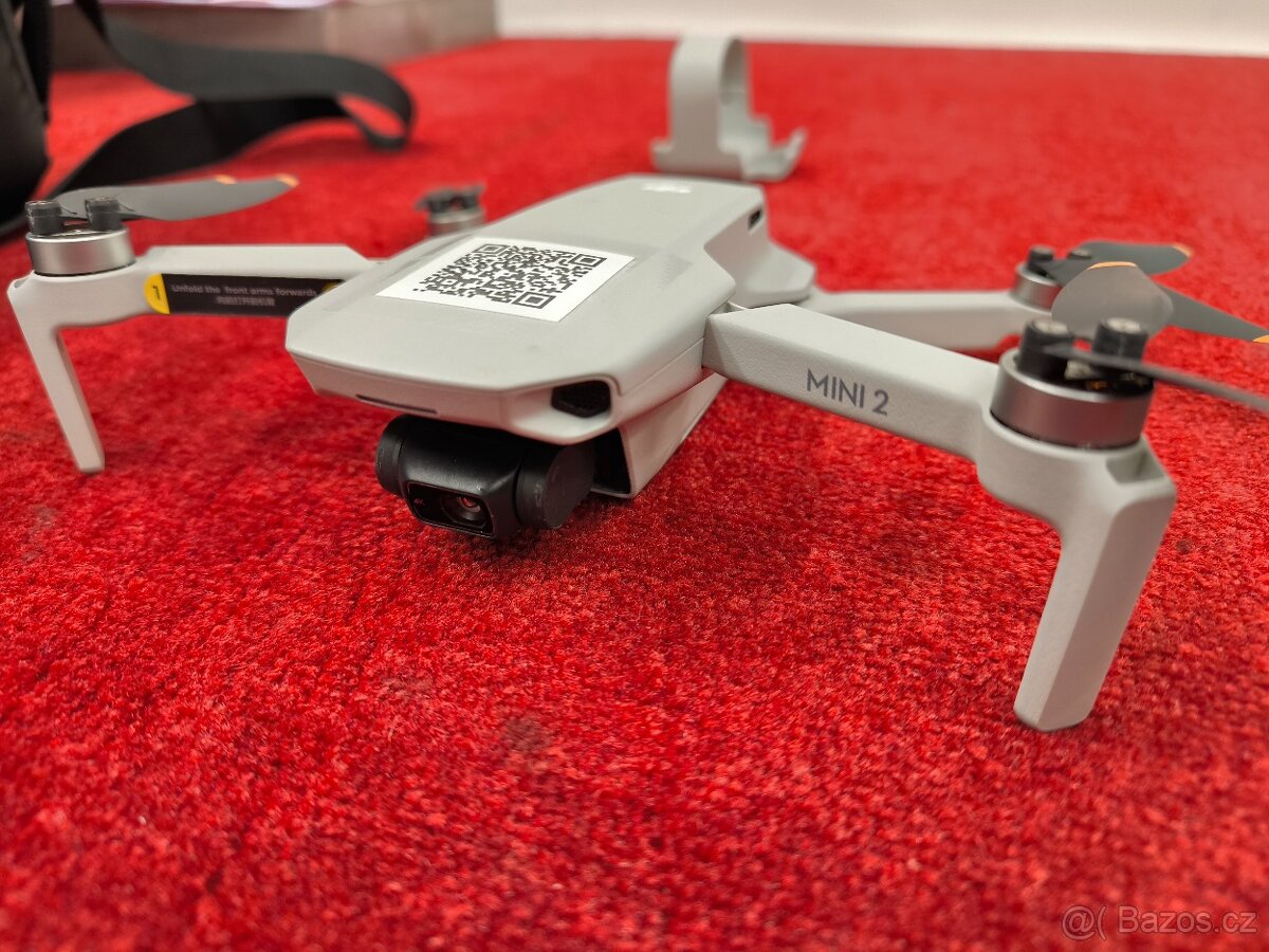 DJI Mini 2 Fly More Combo