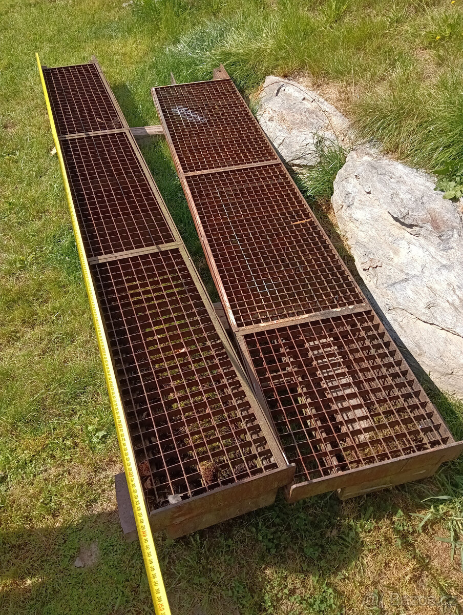 Mostek, lávka, přejezd pro auto