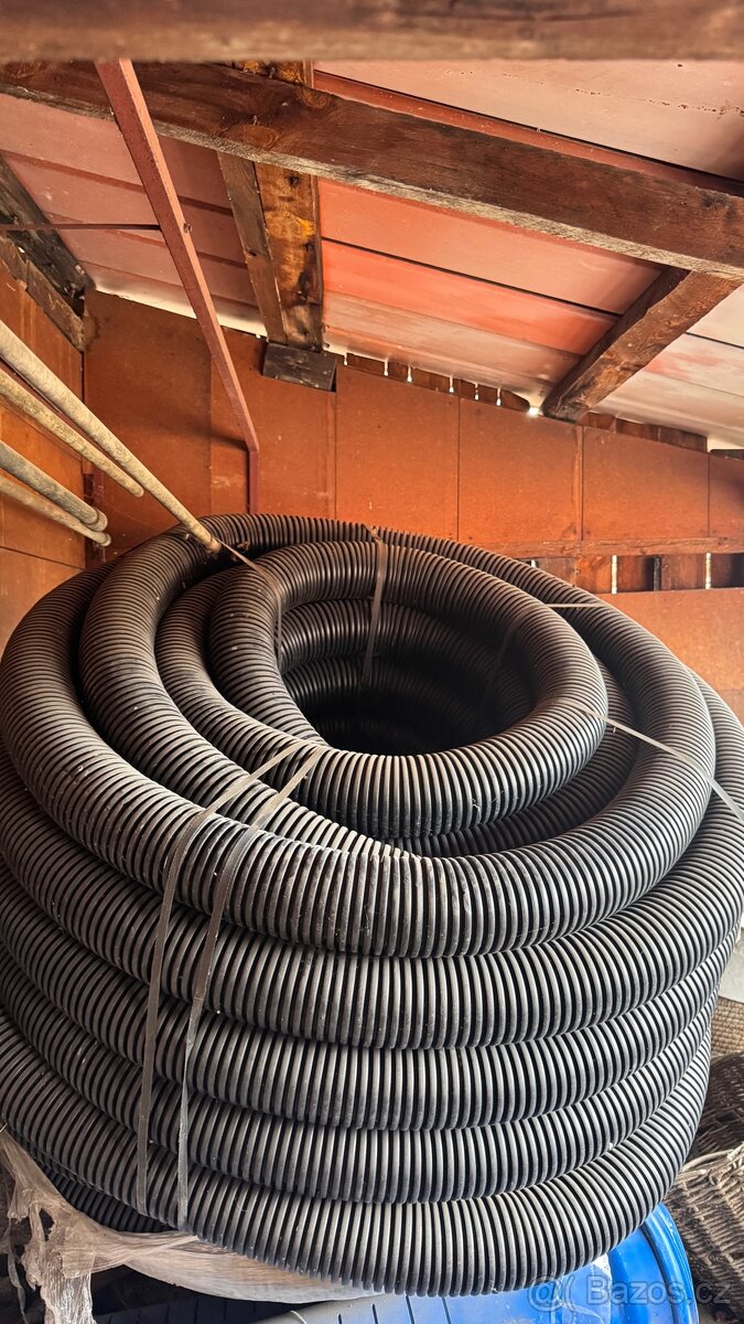 Chránička na kabely 110