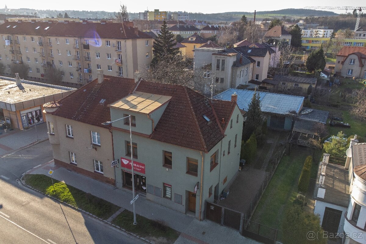 Rodinný dům s komerčními prostory