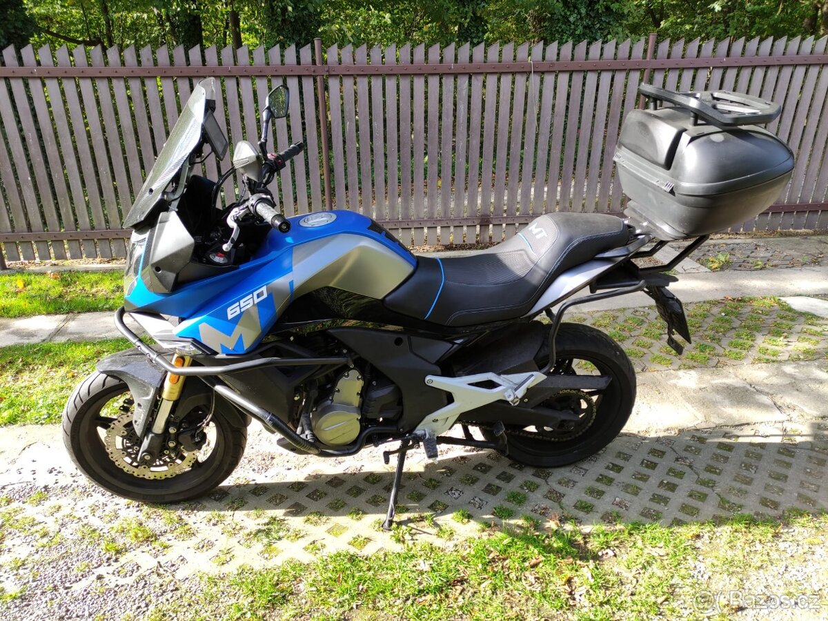 CFmoto 650 MT 2022