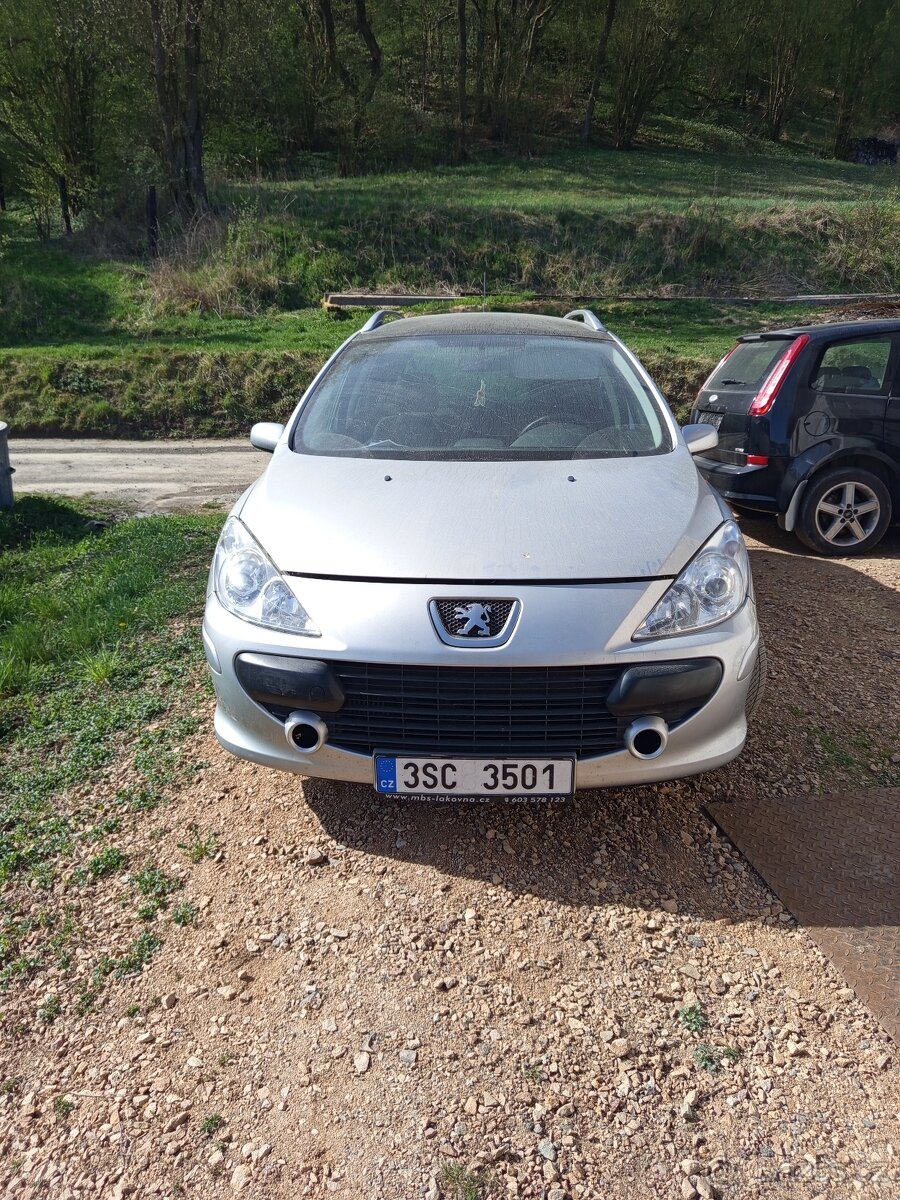 Prodám veškeré náhradní díly Peugeot 307