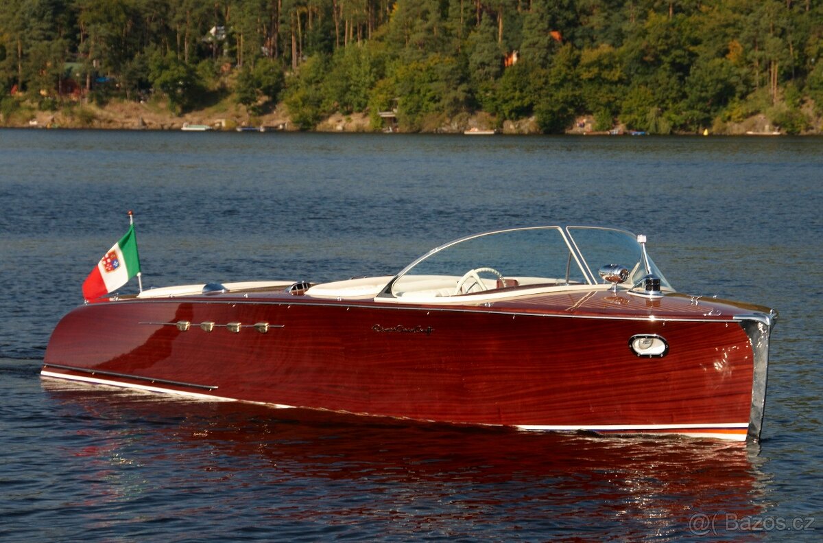 Riva Chris Craft Belle Isle 23