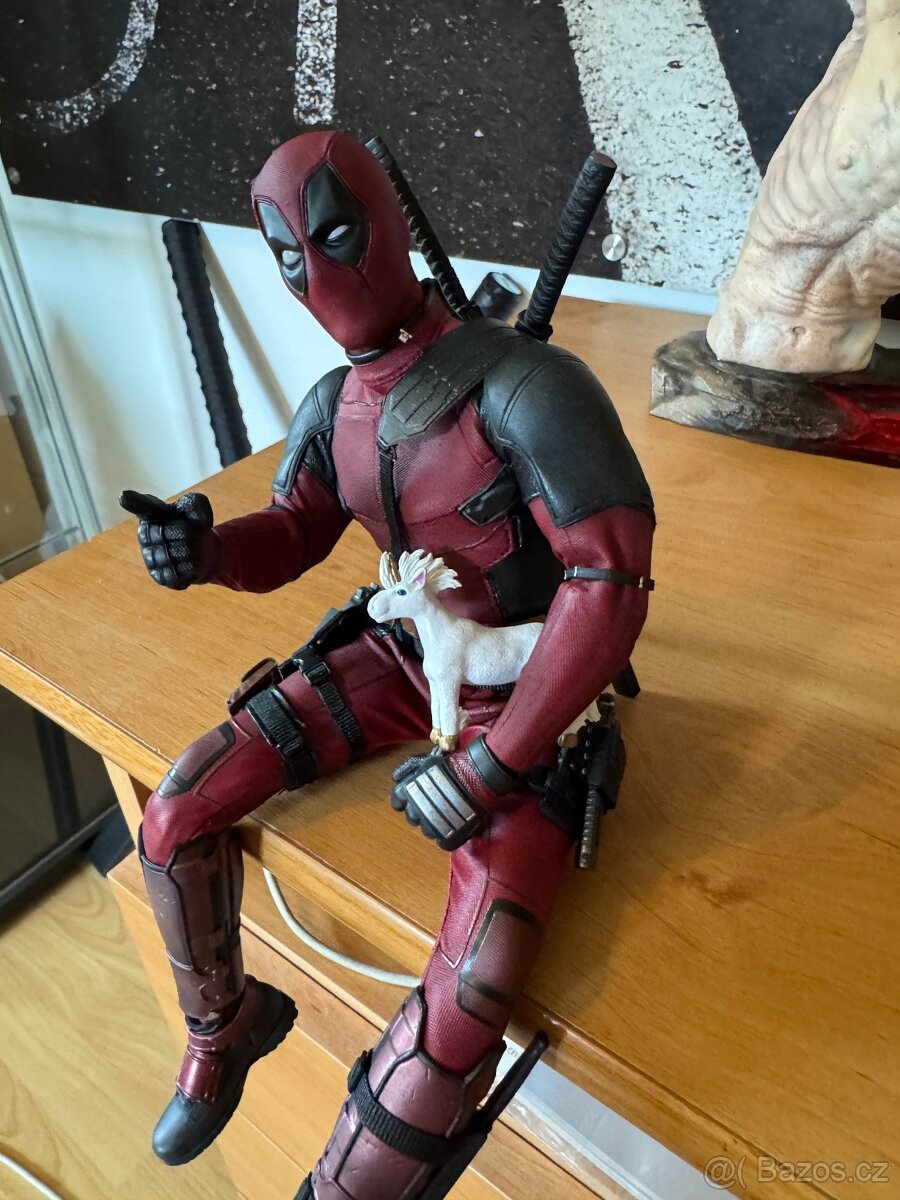 Prodam figurku Deadpoola 1/6
