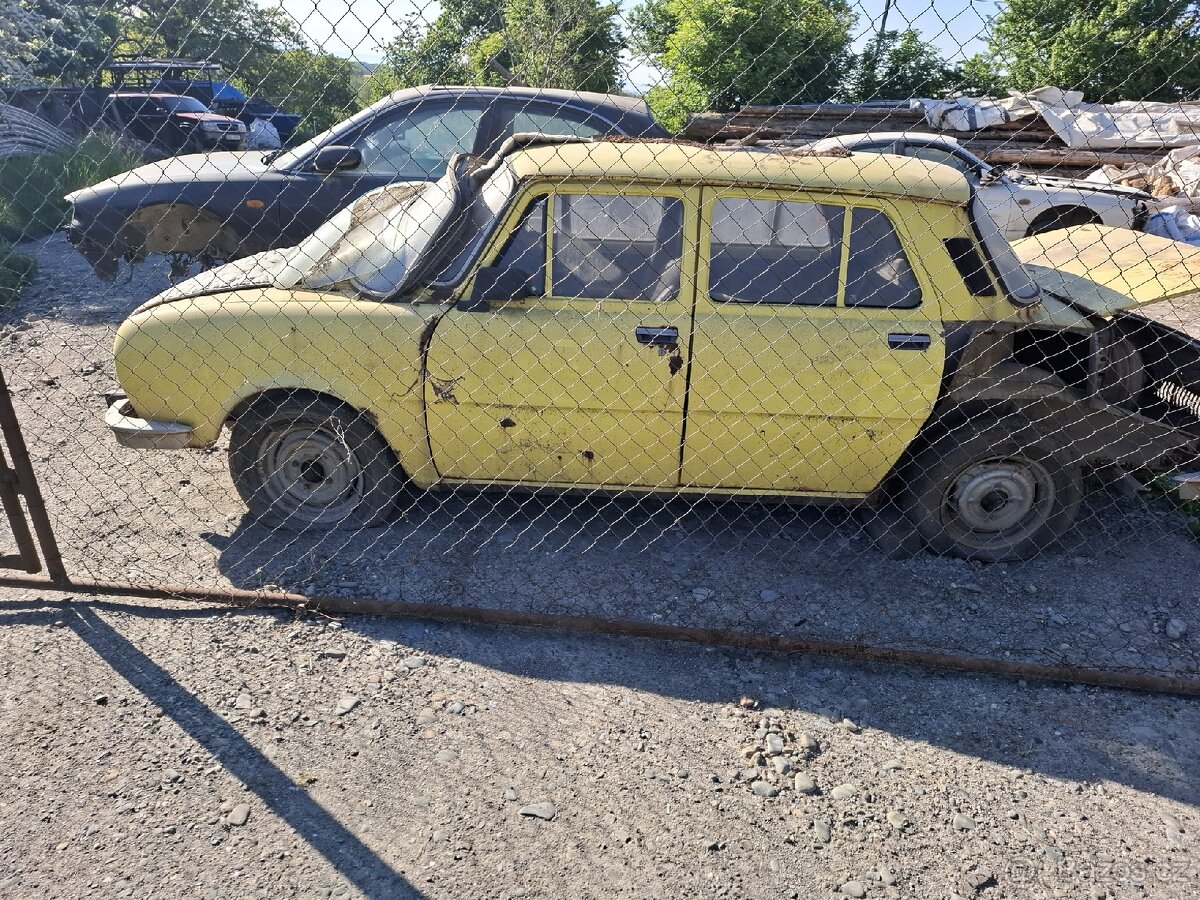 Škoda 100