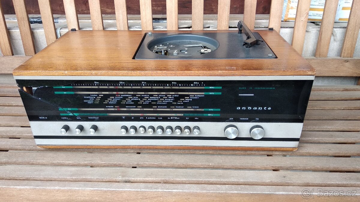 Rádio Tesla 1026a Andante