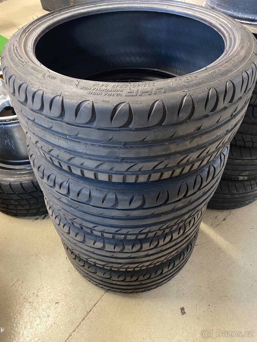 Nové letní pneumatiky Riken 205/40 ZR17 84W XL – sada 4 kusů