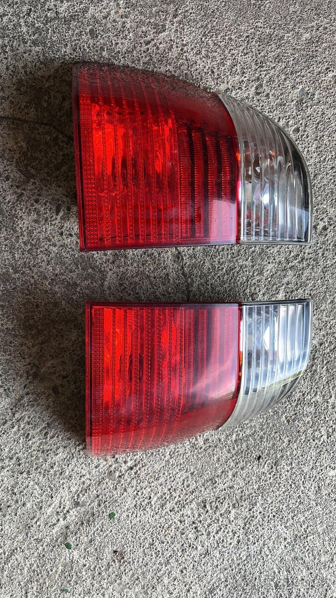 Bmw e39 touring zadní světla z kastle
