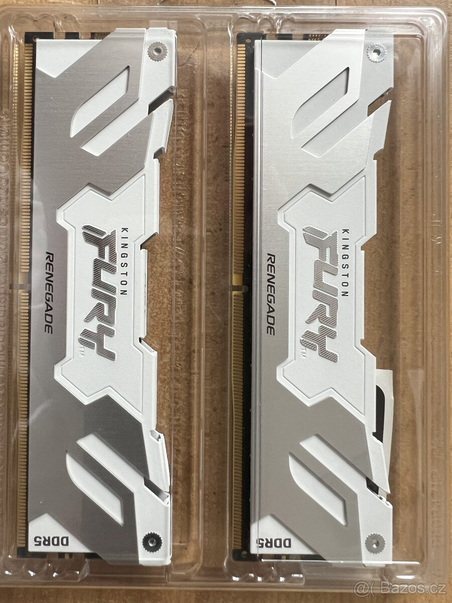 2x Kingston FURY 64GB KIT DDR5 6000MHz CL32,záruka