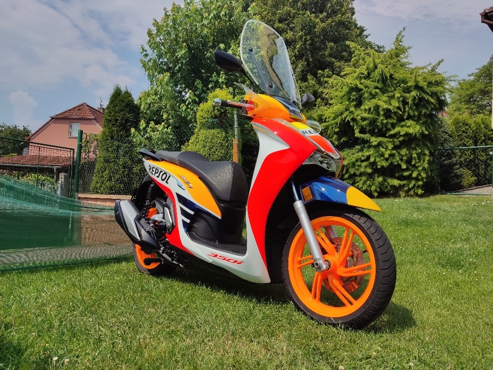 Honda SH 350 i REPSOL Limited edition (2022) po servisu ----