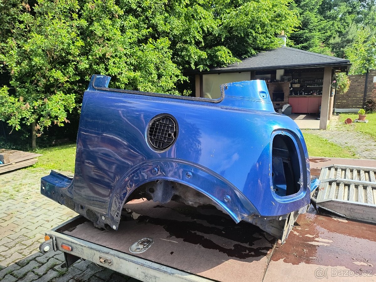 MINI COOPER R 56 levý zadní blatník