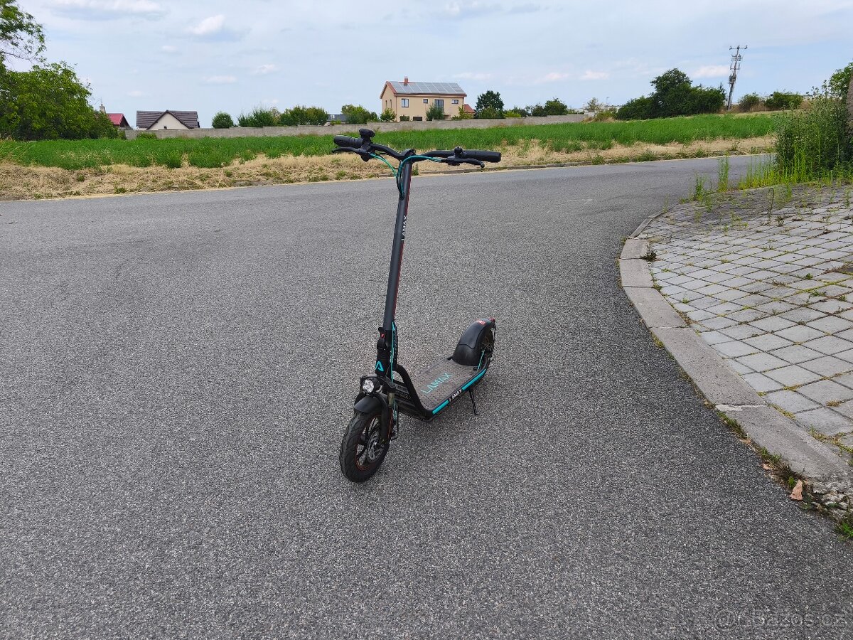 Elektrokolobežka Lamax eLander SA50 - najeto 166km - záruka