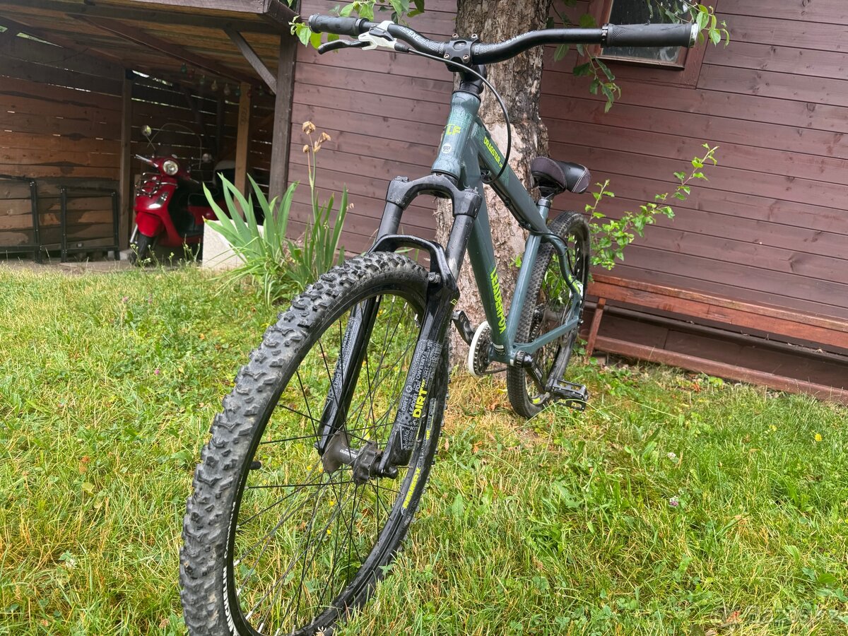 Dirtové/Slopestyle kolo Leader Fox