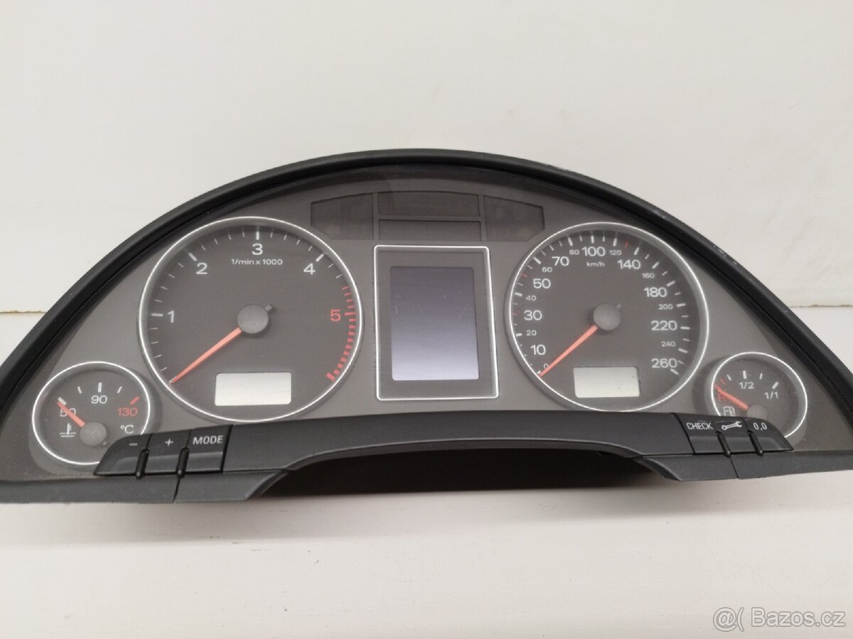 Audi A4 budíky