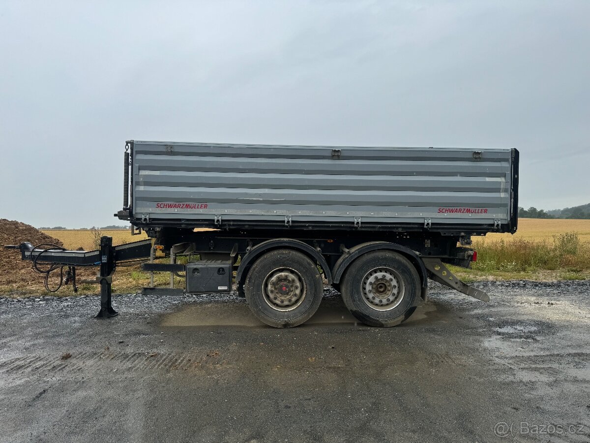 SKLÁPĚCÍ PŘÍVĚS SCHWARZMULLER S3 2022 TANDEM + ZVEDAČKA