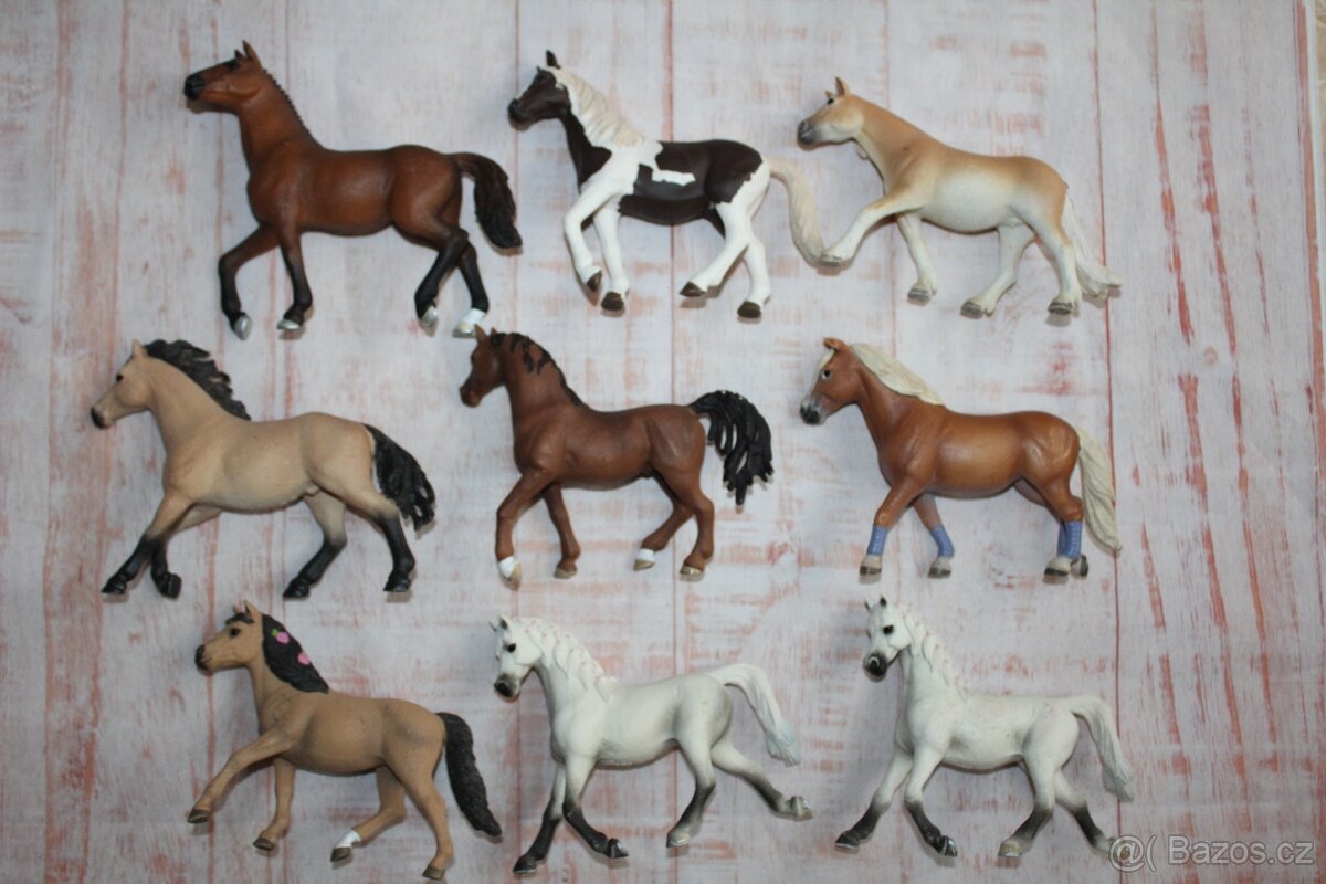 Figurky koní Schleich 10