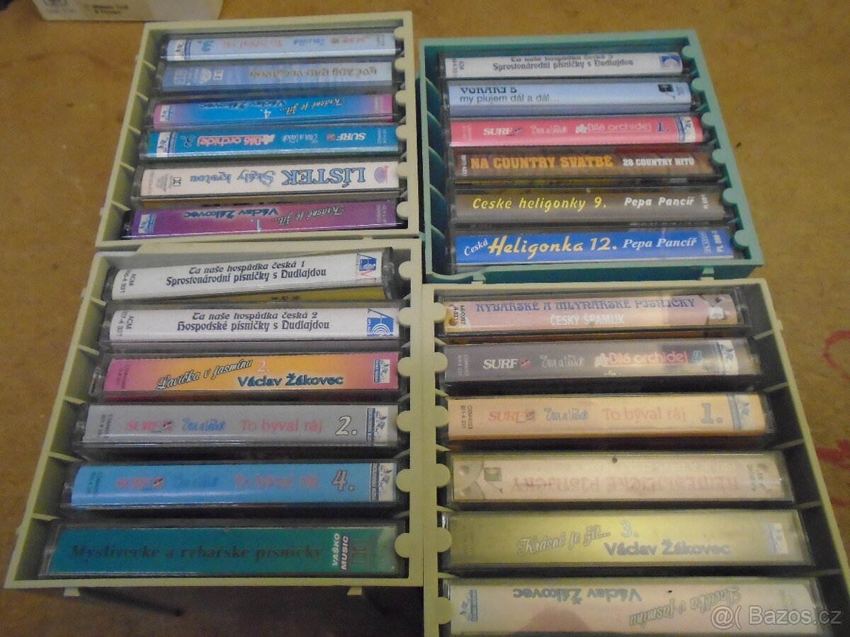 Konvolut 50 ks kazet s hudbou na Retro párty