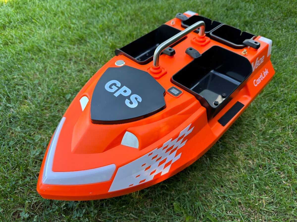 Zavážecí loď s GPS, 4 revíry, silná baterie, ZÁRUKA