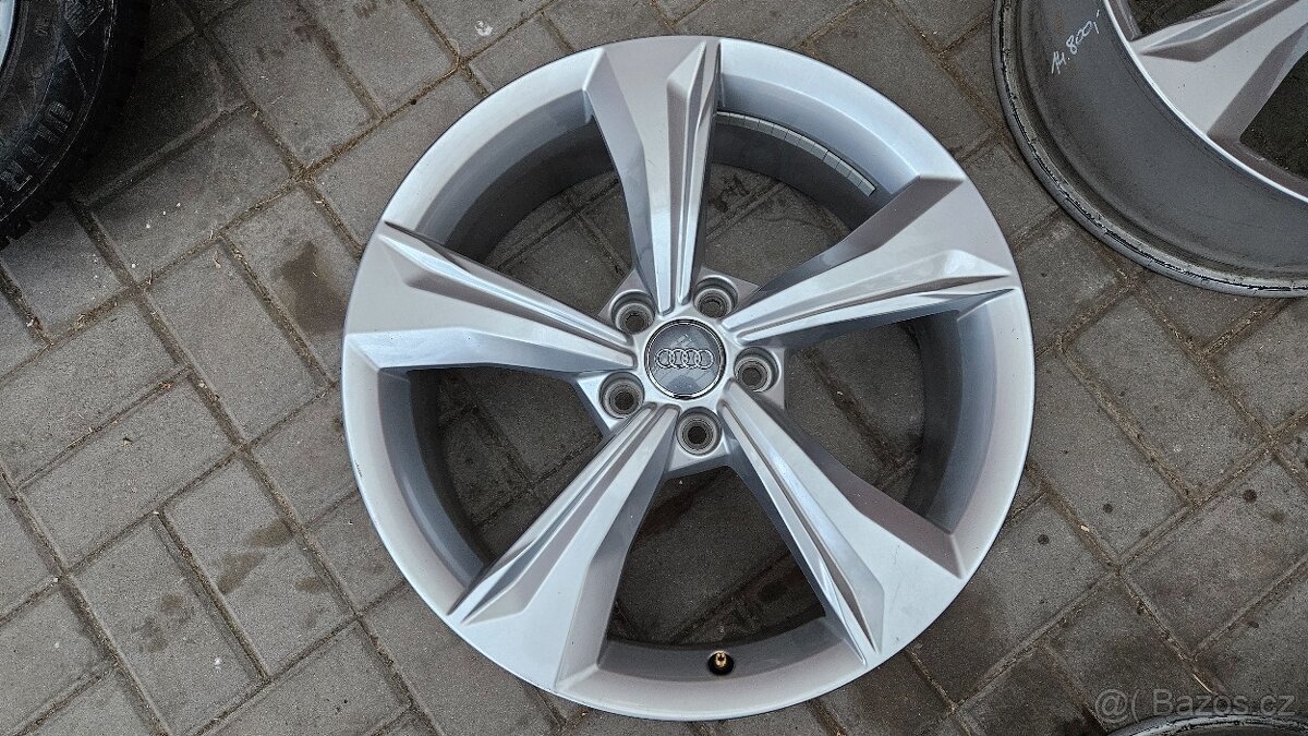 Sada Alu Disků 5x112 R19 Audi