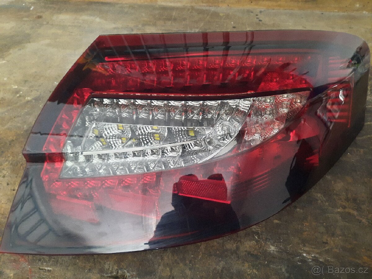 Porsche 911, pravé LED světlo