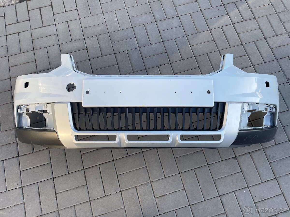 Nazarnik skoda yeti outdoor predni