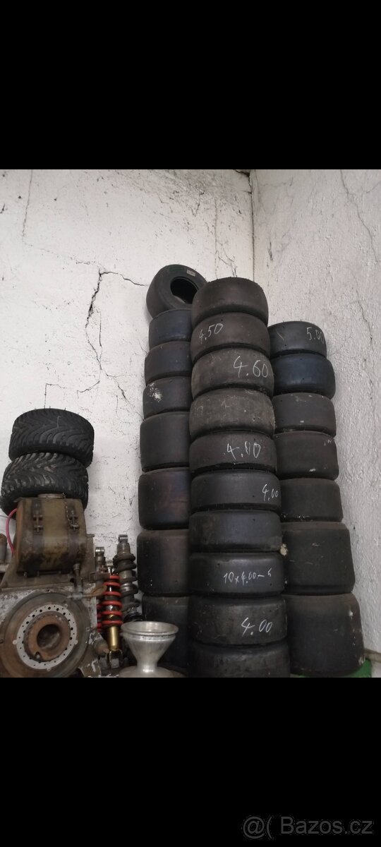 Motokárové pneu
