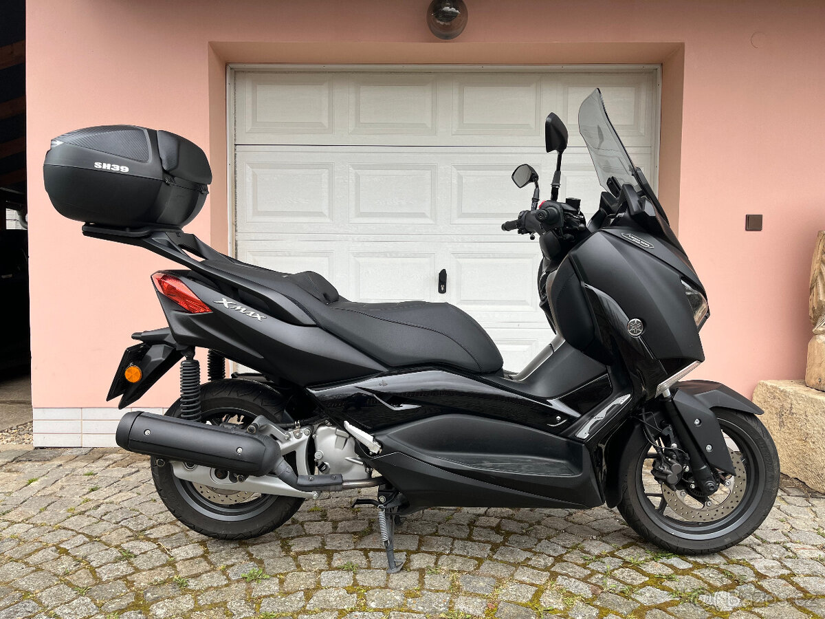 YAMAHA X MAX 125 ( TECH MAX )