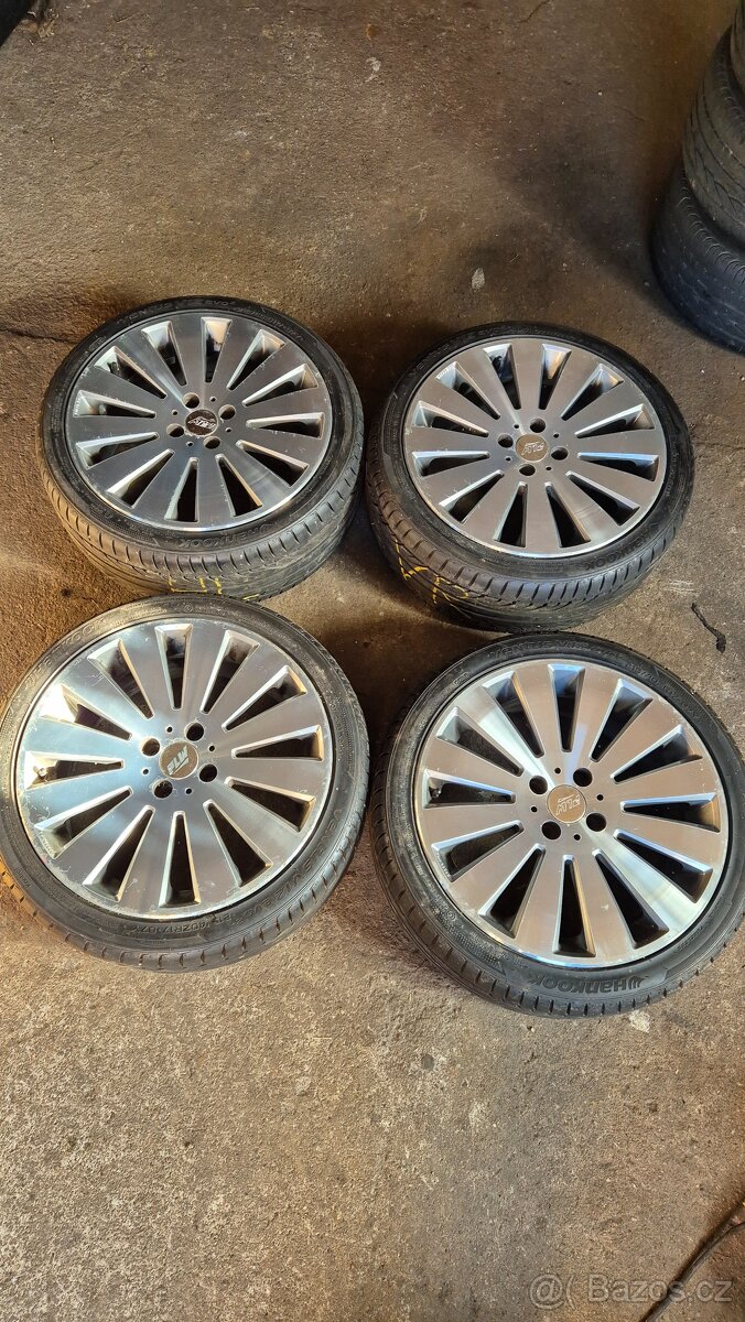 4x100 r17