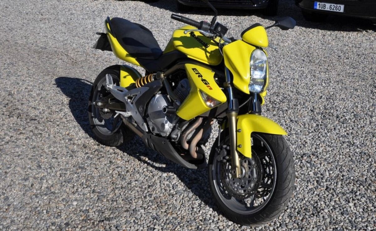 Kawasaki ÉR-6n 53kW