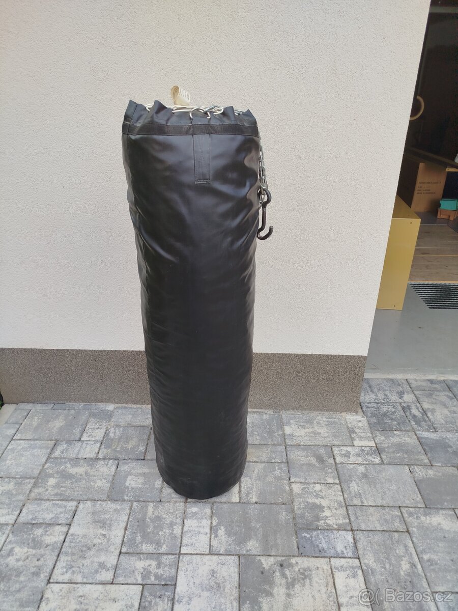 Boxovací pytel váha cca 50-60 kg