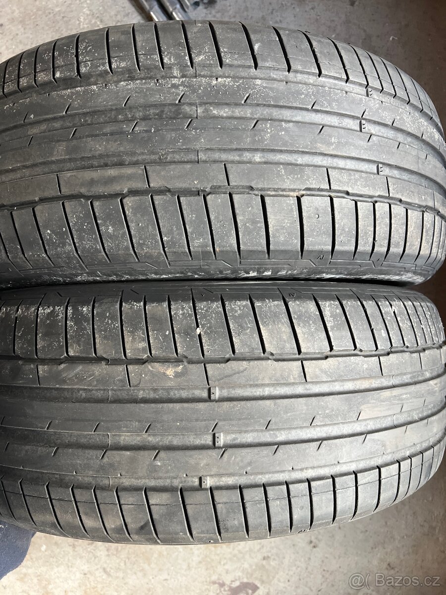 2x letni pneu Hankook 235/55/19