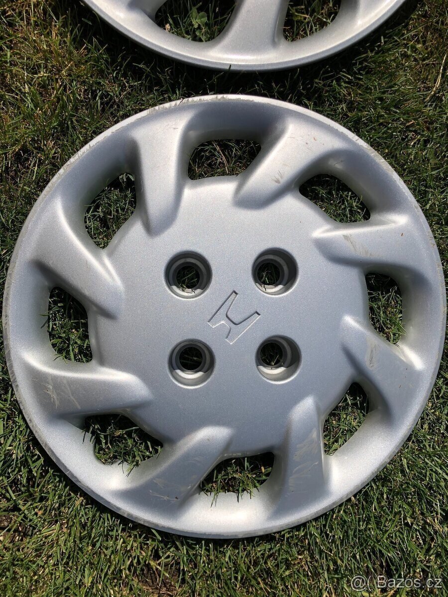 Honda Accord - 2 ks originálních poklic kol velikost 14"
