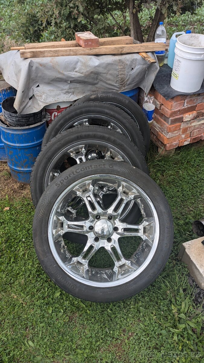 Pneu / kola R22 6x139.7 78.1 + pneu 285/40 305/40