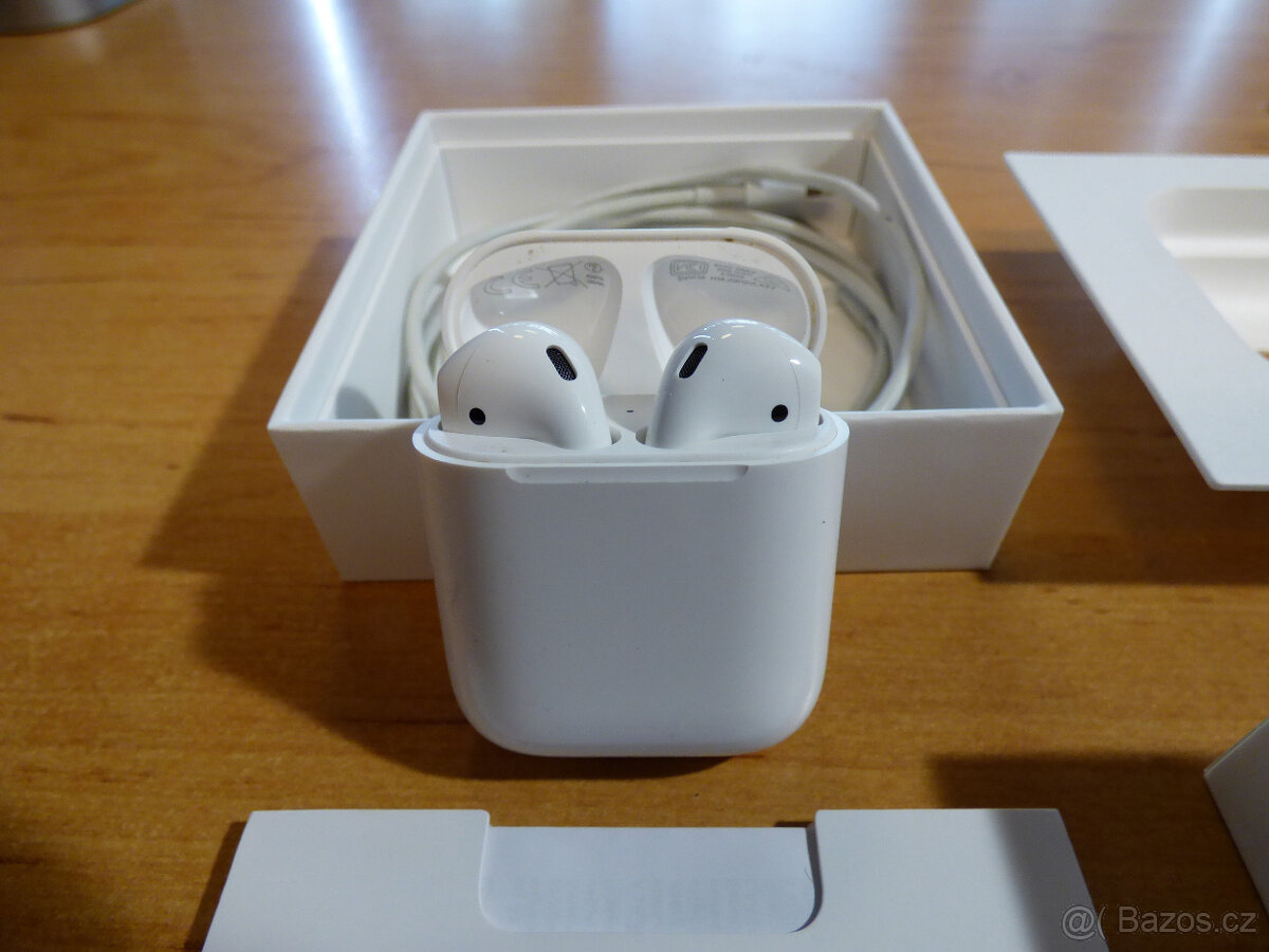 Sluchátka Apple Airpods