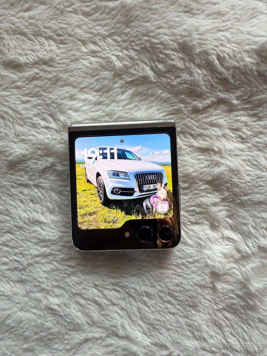 Samsung Galaxy Z Flip5 8GB/258GB Cream