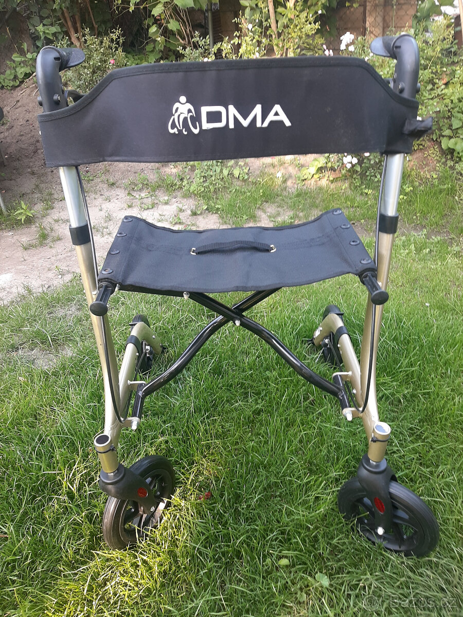 Chodítko lehké hliníkové 7 kg DMA zánovní