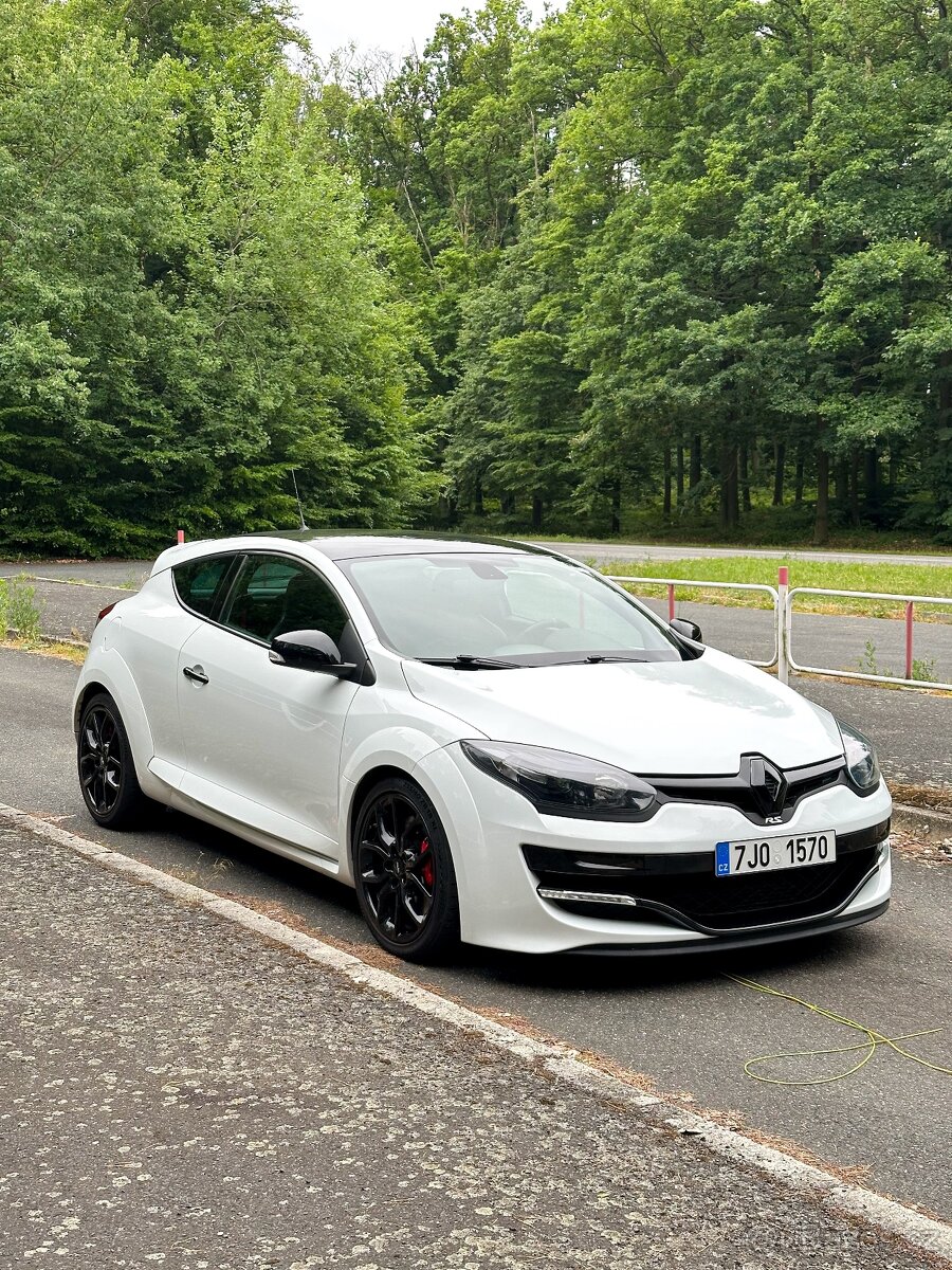 Renault Megane III RS cup
