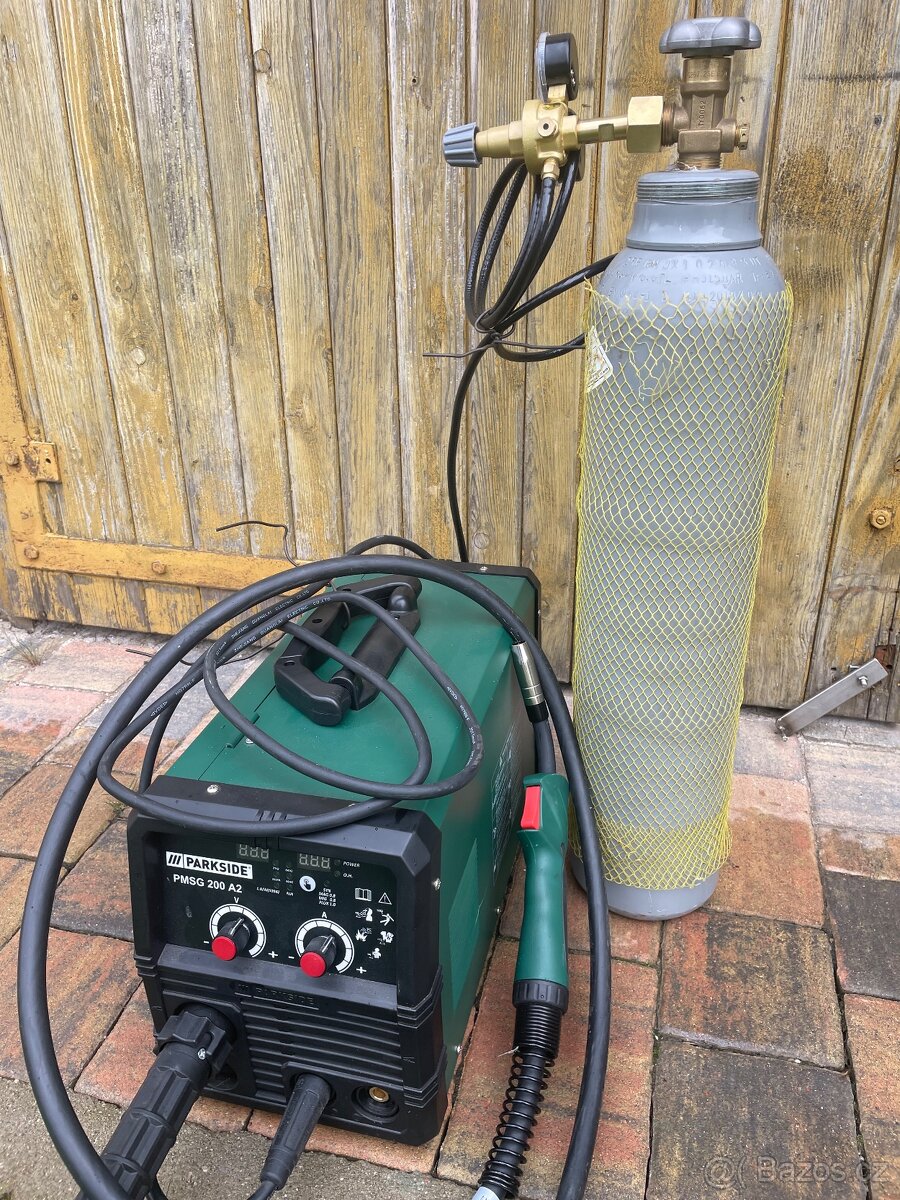 Svářečka CO2