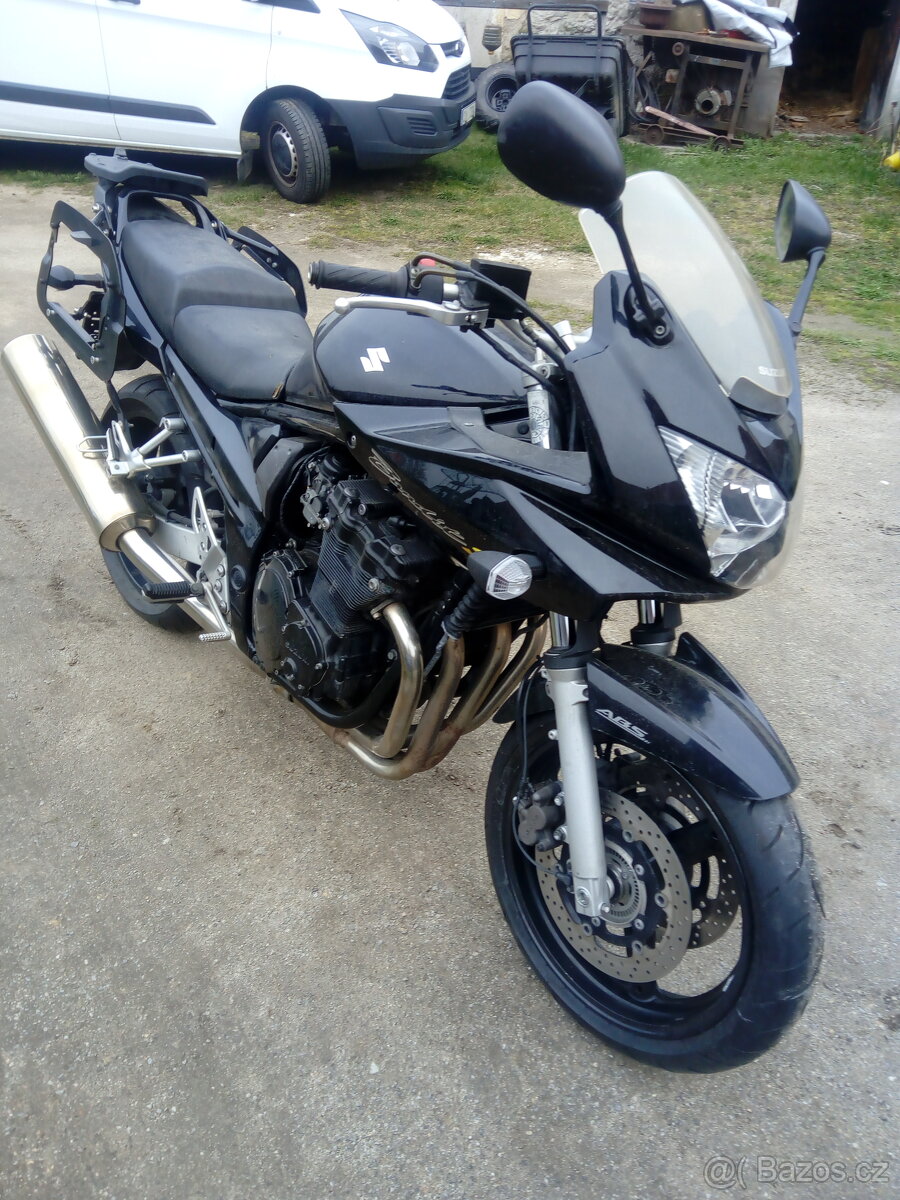 SUZUKI BANDIT 650