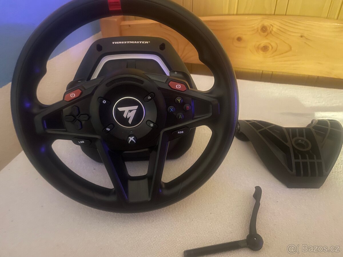 Herní volant thrustmaster 128 PC/XBOX s pedály