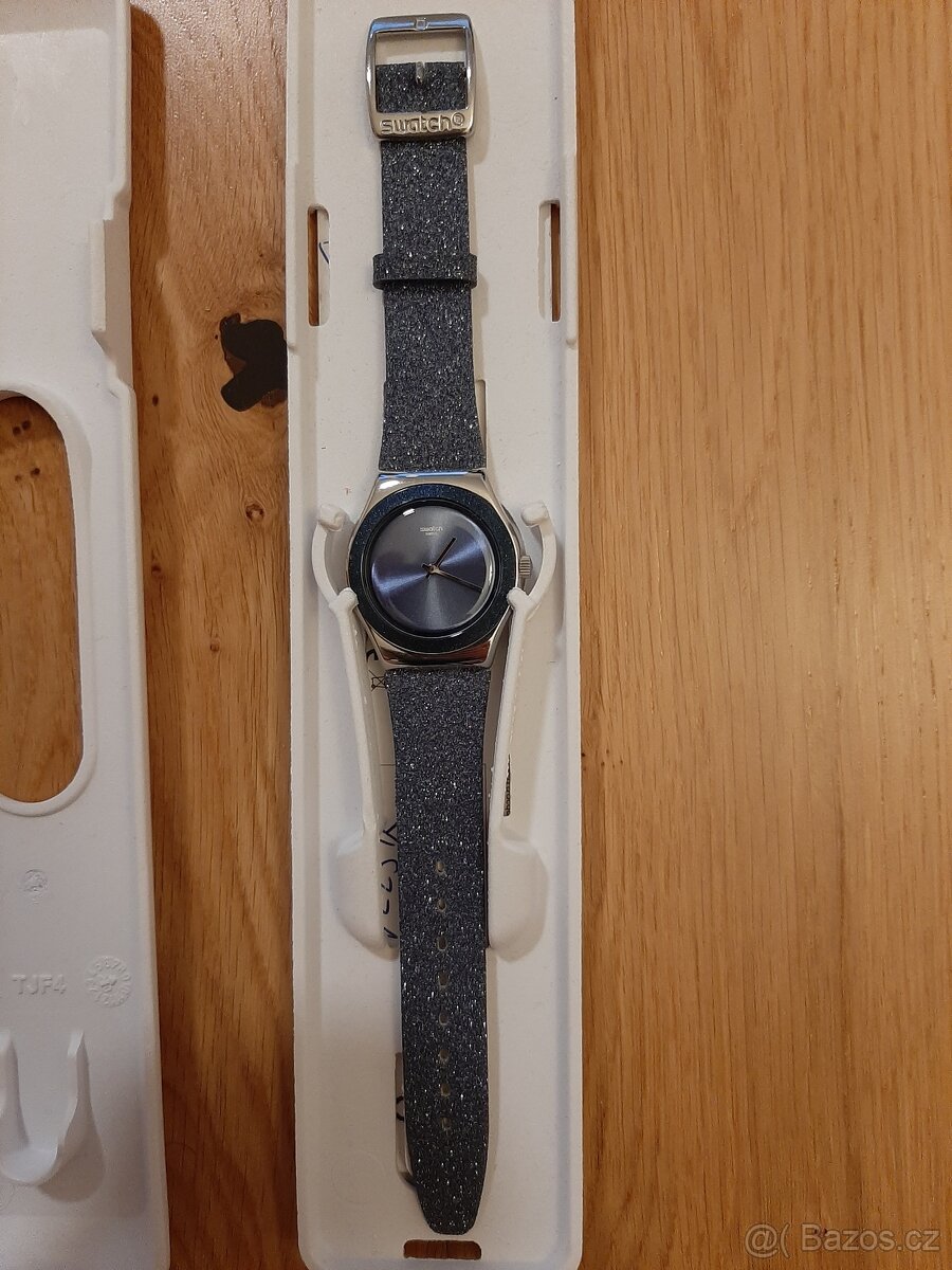Swatch Blue Sparkle YLS221